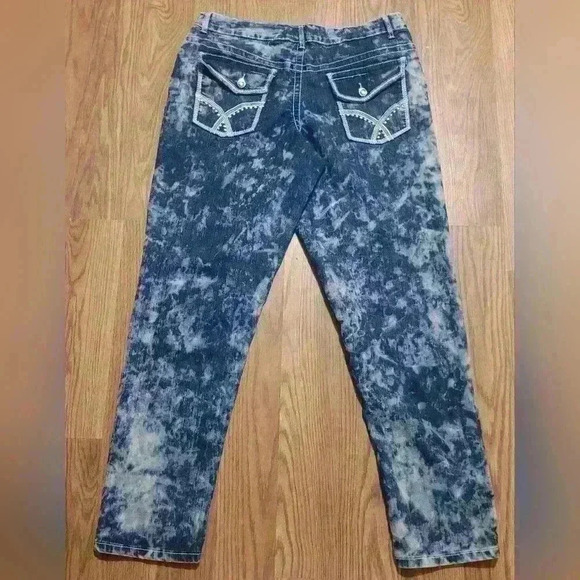 Acid-Wash Jeans with Embellished Back Pockets by Rebel 25 Denim - Picture 1 of 11